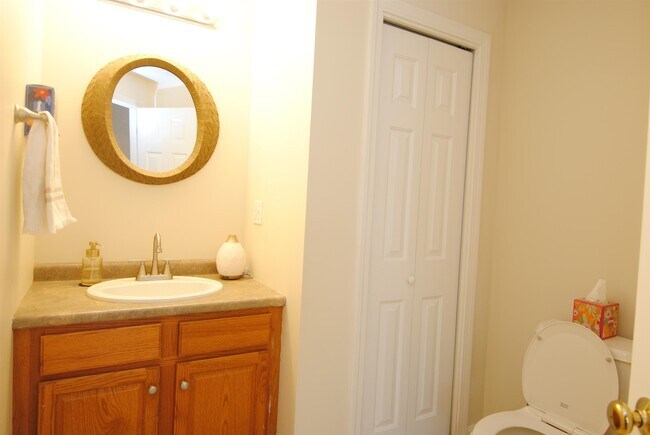 Building Photo - 109 Overlook Cir