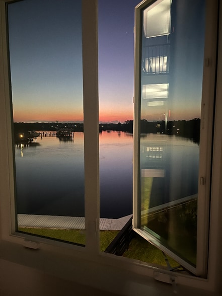 Building Photo - 1302 Magnolia St