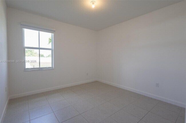 Building Photo - 29071 SW 171st Ave
