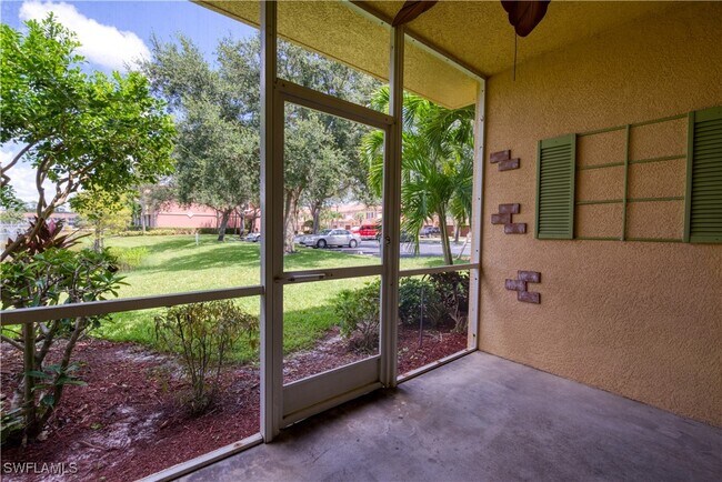 Building Photo - 20221 Estero Gardens Cir