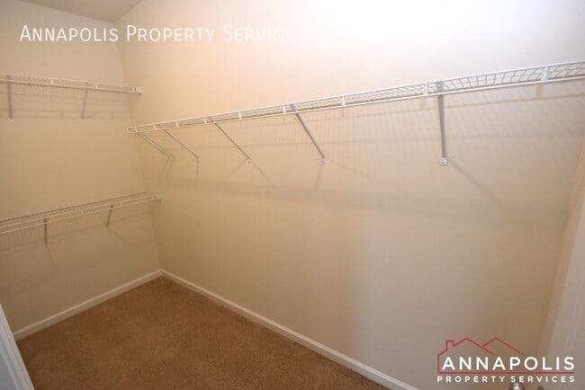 Building Photo - 7736 Cresap Ln