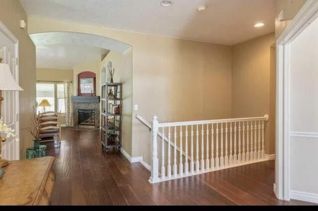 Building Photo - 1262 Creek Ridge Dr S
