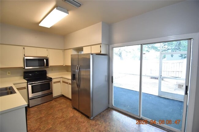 Building Photo - 2701 Penzance St