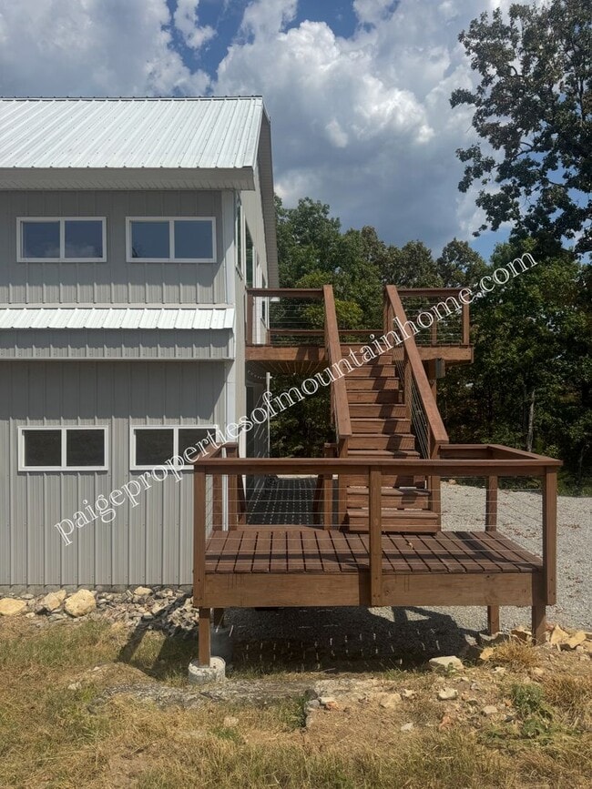 Building Photo - 133 CR 606