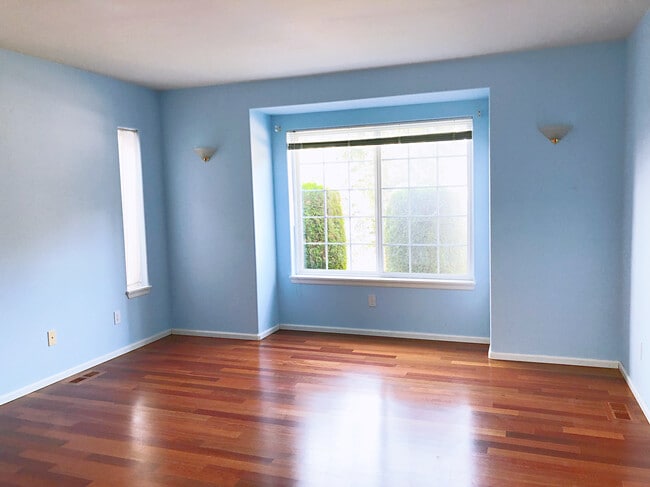 Building Photo - 14643 138th Way NE