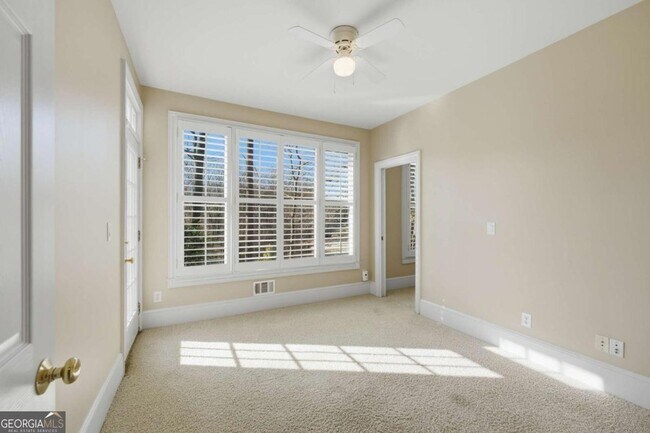 Building Photo - 179 Grandmar Chase