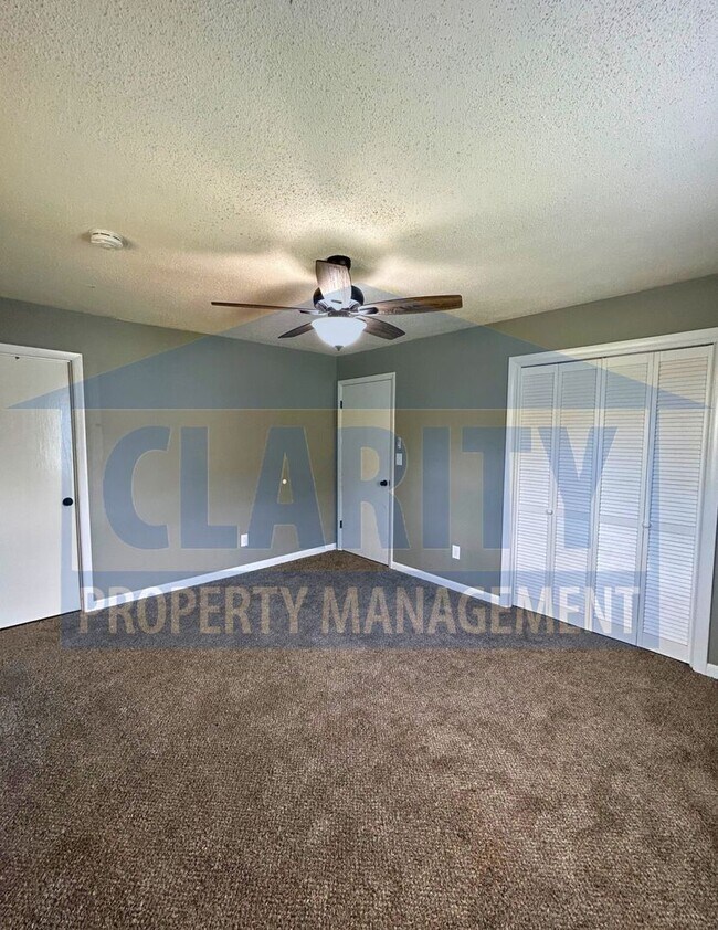 Building Photo - Three bedroom ranch-style home!