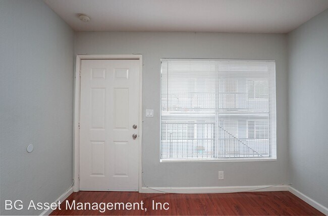 Building Photo - 1525 Alcatraz Ave