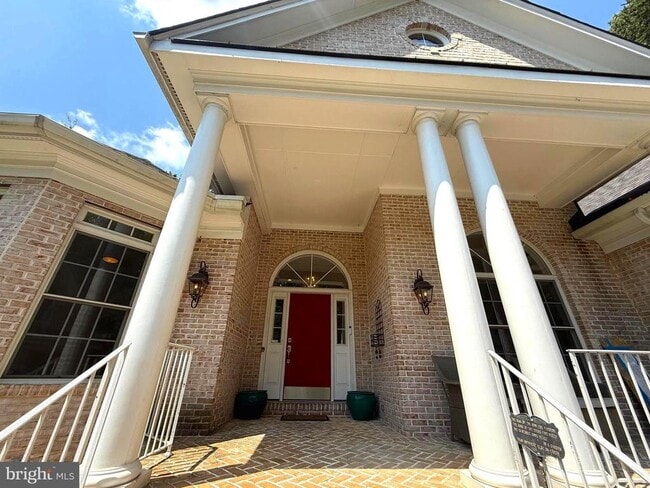 Building Photo - 10408 Marbury Rd