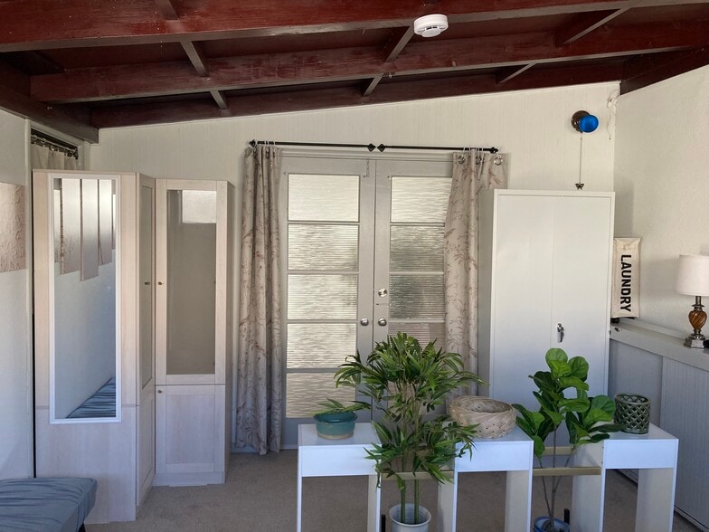 Building Photo - 3421 Belmont Ave