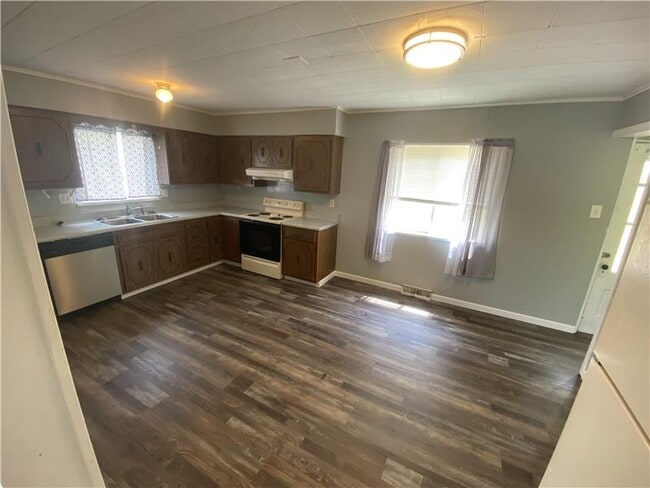 Building Photo - 2708 Cleveland Ave