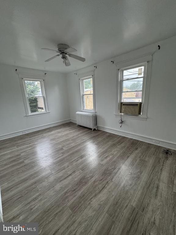 Building Photo - 14 S Rigby Ave