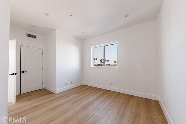 Building Photo - 13461 Beach Ave