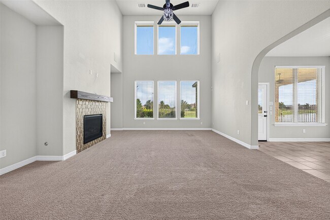 Building Photo - 26302 Misty Ember Ln