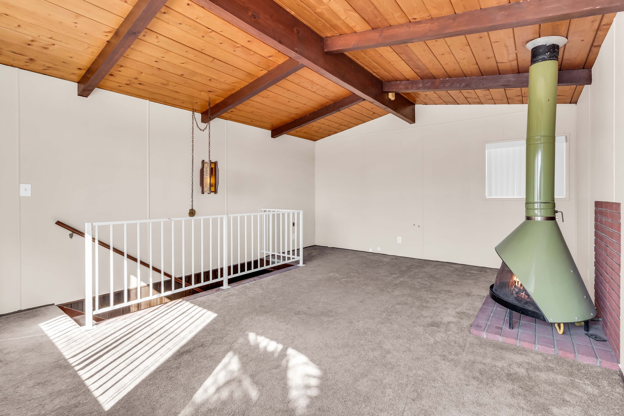 2nd Story Bedroom - 3210 Geronimo Ave