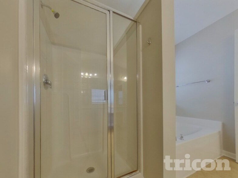 Building Photo - 207 Reserve Crossing