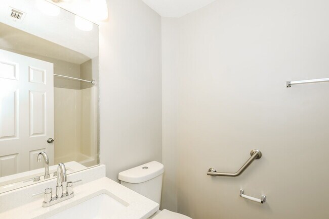 Building Photo - 11752 Spring Lake Way