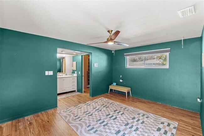 Building Photo - 1191 87th Ave N