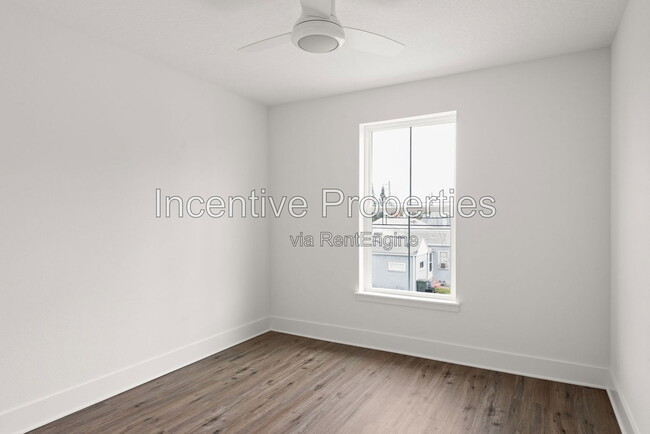 Building Photo - 431 Braddock Ave
