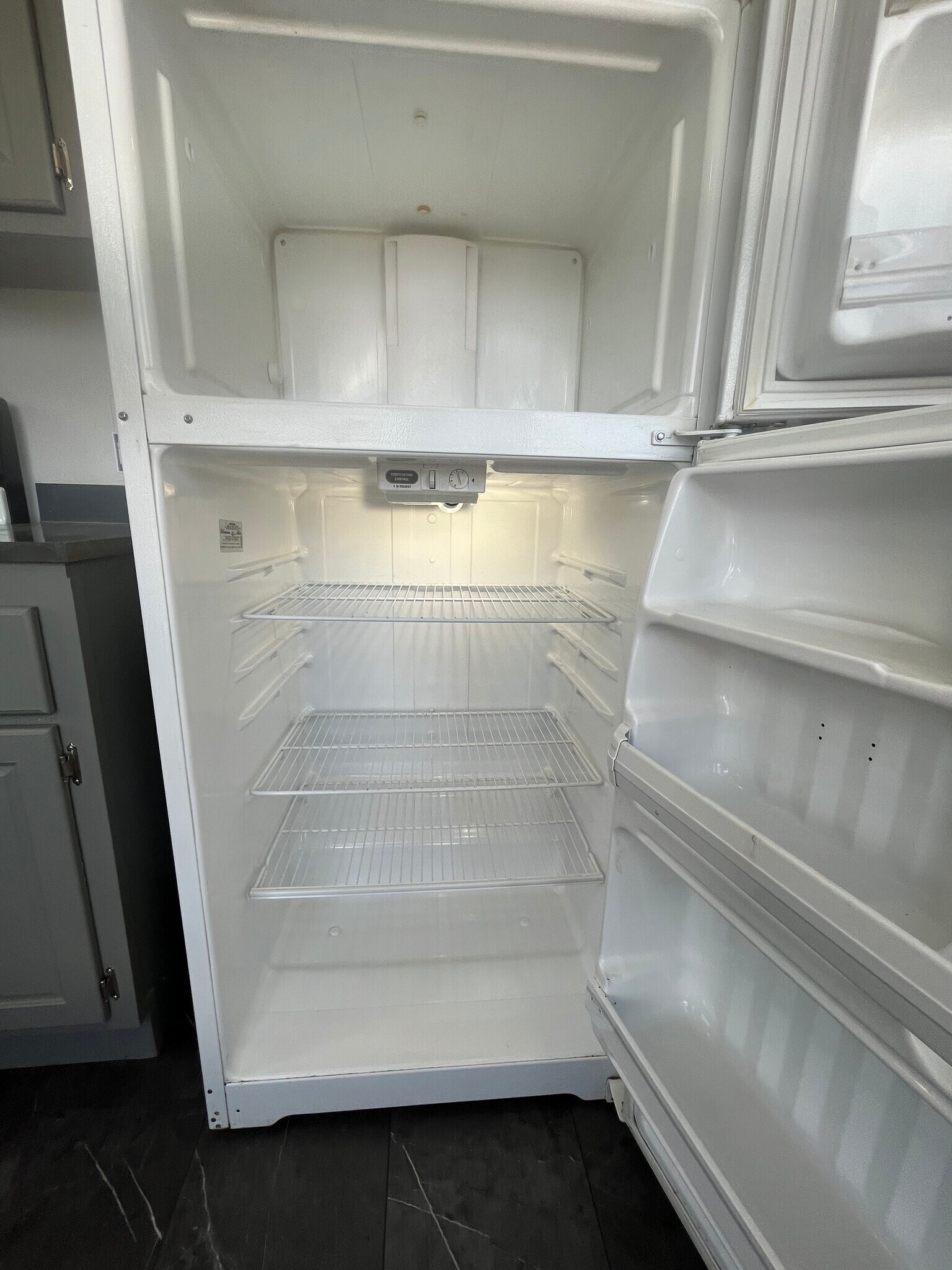 Building Photo - 373 N Buchanan St