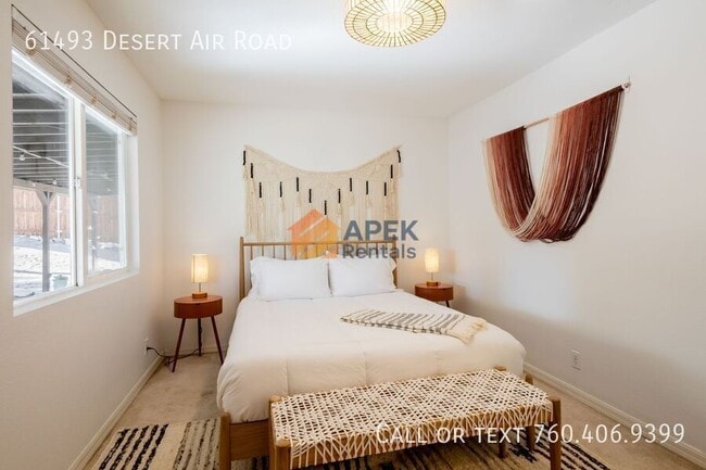 Building Photo - 61493 Desert Air Rd