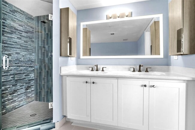 Building Photo - 280 SW 20th Rd