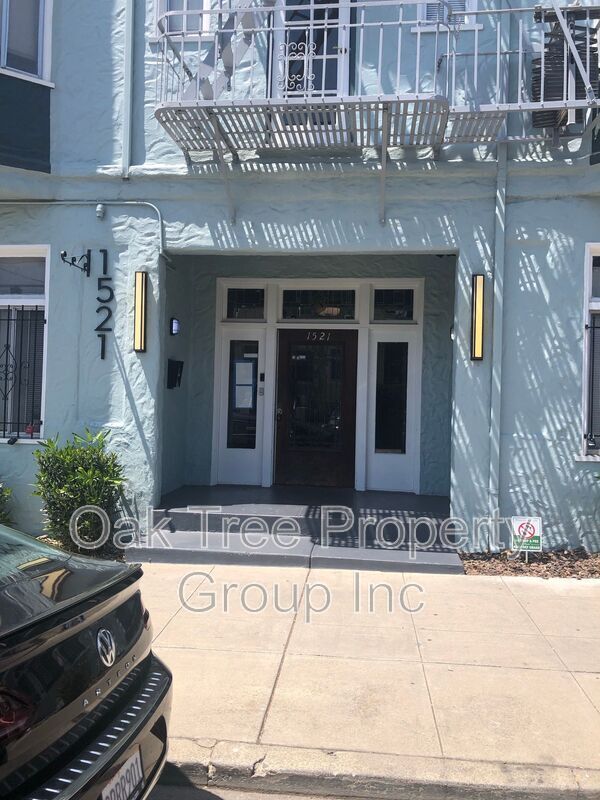 Building Photo - 1521 3rd Ave