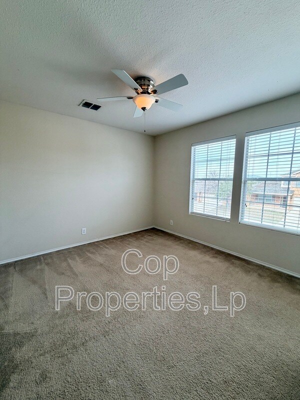 Building Photo - 25526 Gold Yarrow