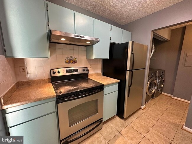Building Photo - 12907 Churchill Ridge Cir