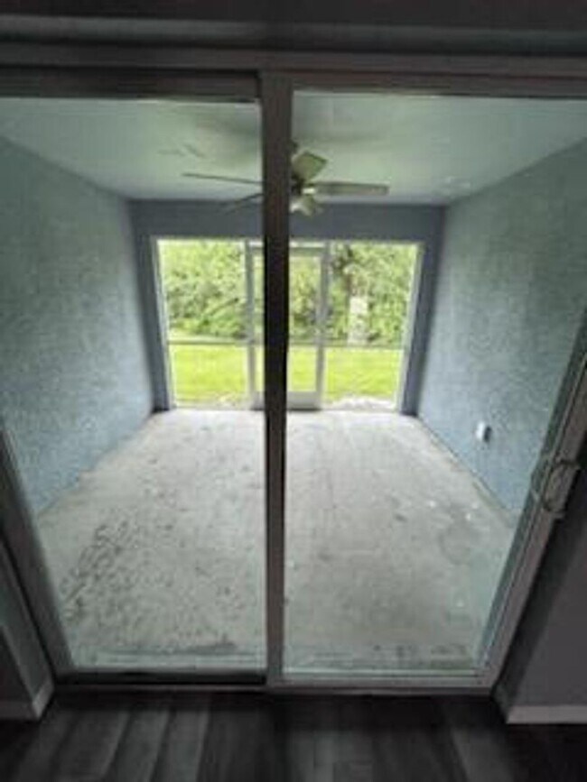 Building Photo - Duplex for rent