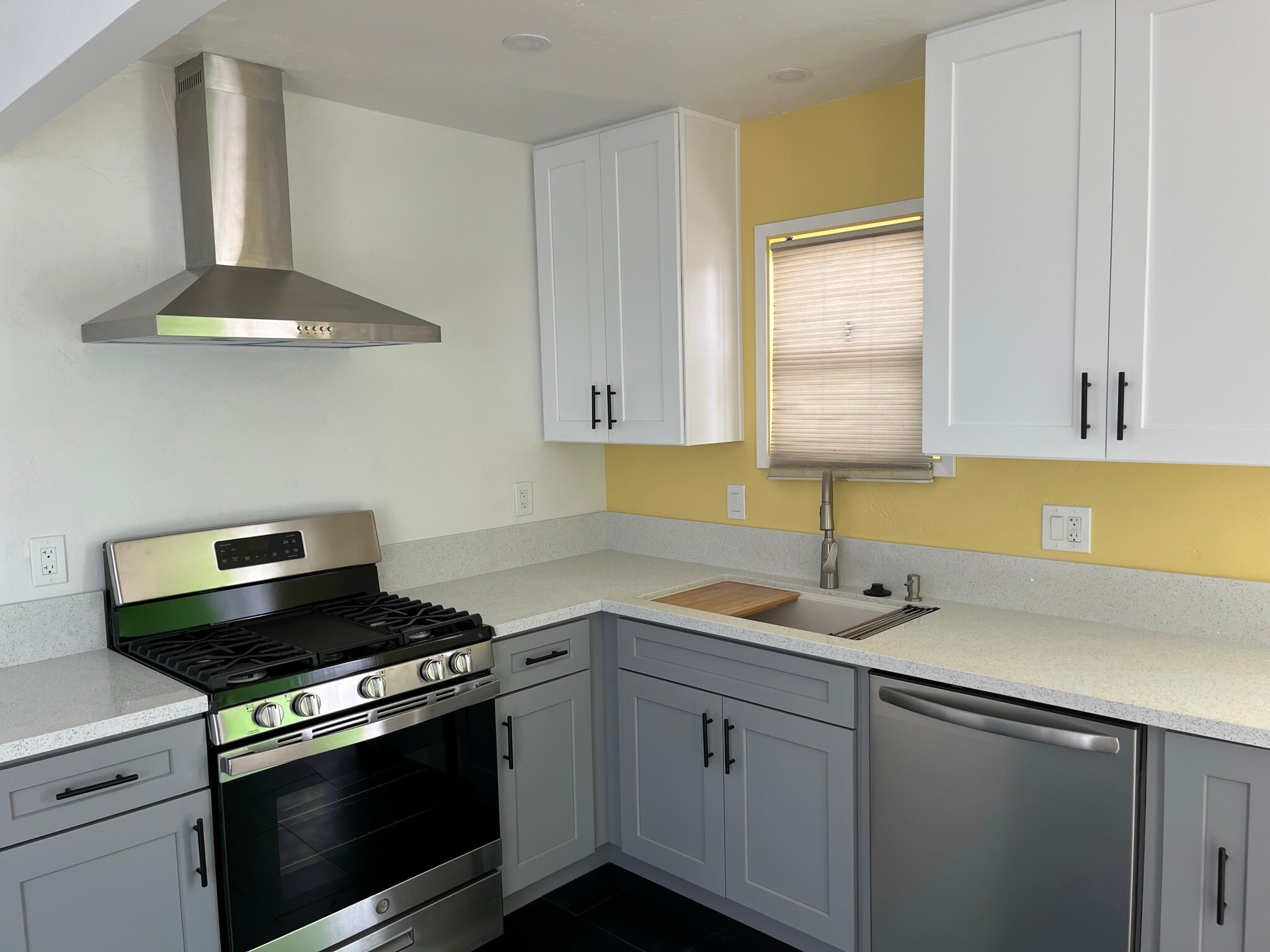 Building Photo - 4826 Dawes St