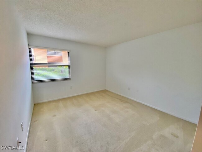 Building Photo - 1516 Mainsail Dr