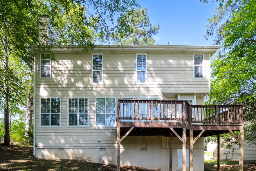 Building Photo - 671 Woodstone Rd