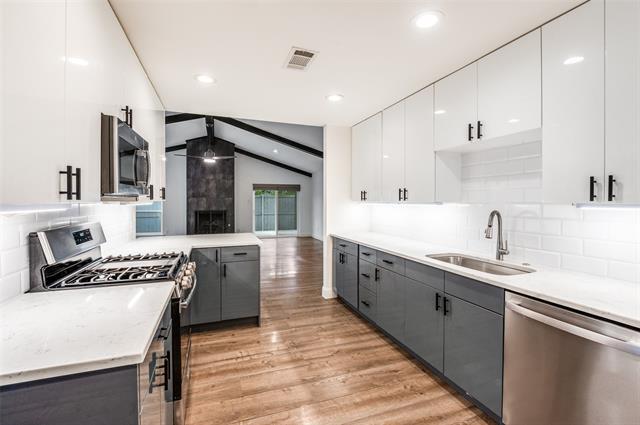 Building Photo - 7032 Briarmeadow Dr