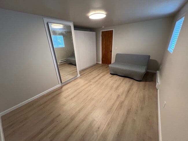 Building Photo - 7900 S 120th St