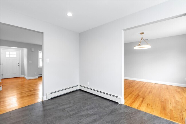 Building Photo - 38 Dunes Ln
