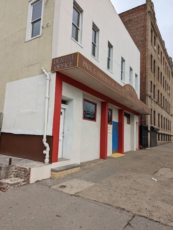 Building Photo - 2401 John F. Kennedy Blvd