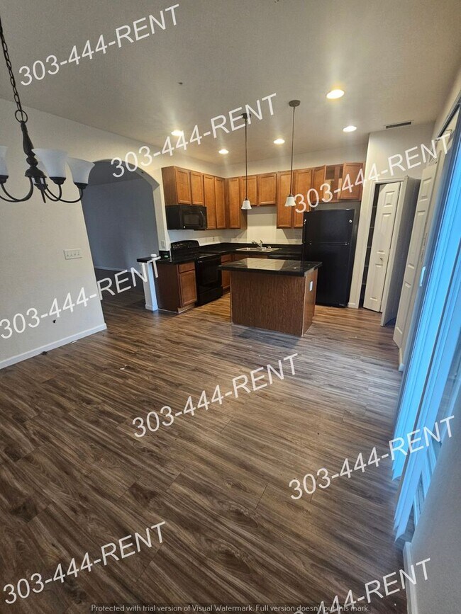 Building Photo - Move In Special!!! Make this your new home in time for the holidays! Located in Sage Creek