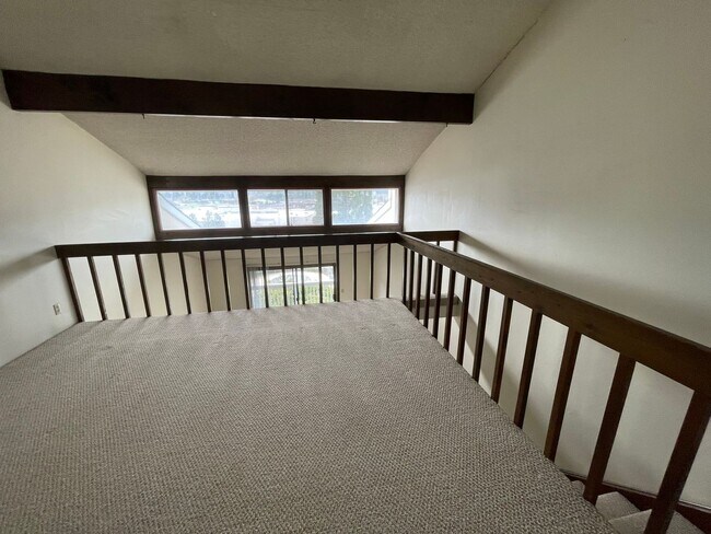 Building Photo - Payd27