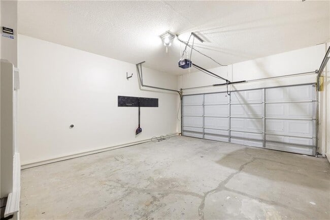 Building Photo - 3784 Market Crescent