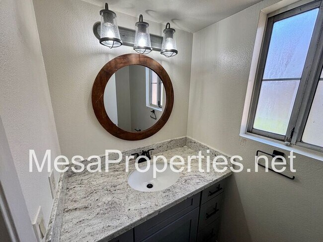 Building Photo - 7680 Sun Petal Ct
