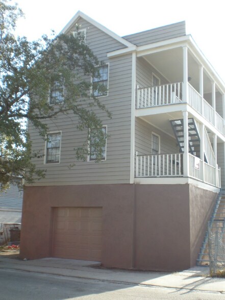 Primary Photo - 61 Cooper St