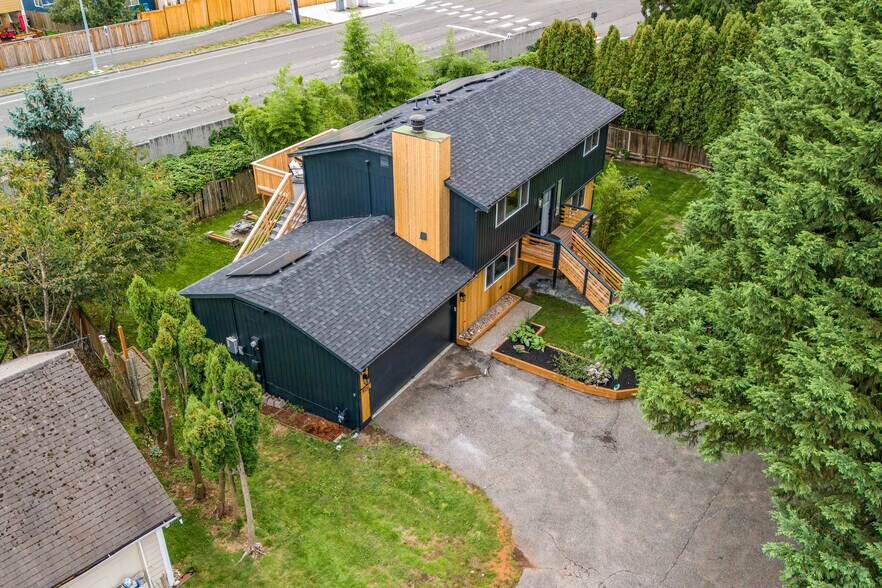 Building Photo - 920 207th Pl SE