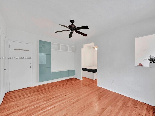 Building Photo - 260 Euclid Ave