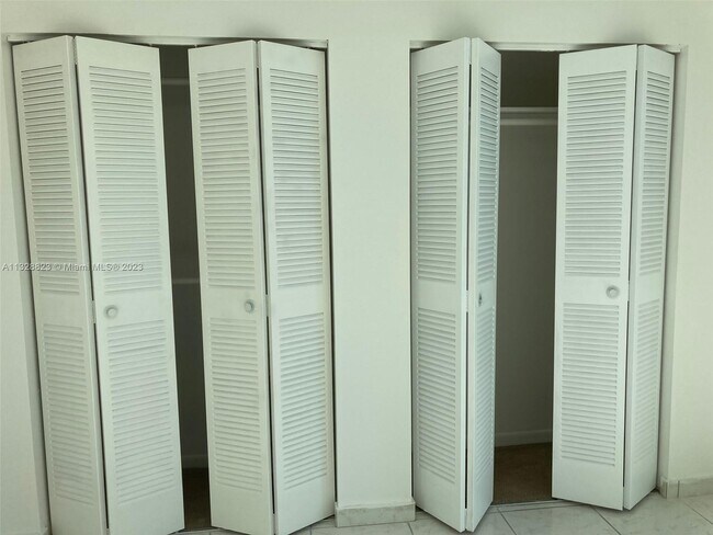 Building Photo - 11750 SW 18th St