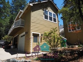 Building Photo - 613 Chief Kelly Dr