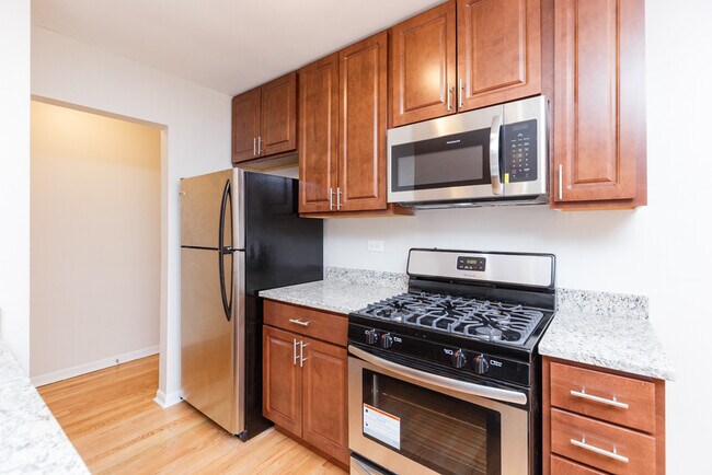 Building Photo - 4816 N Springfield Ave