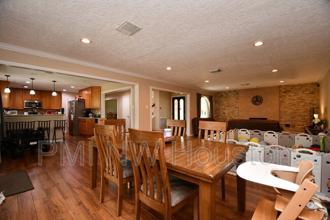 Building Photo - 3410 Plum Brook Ln