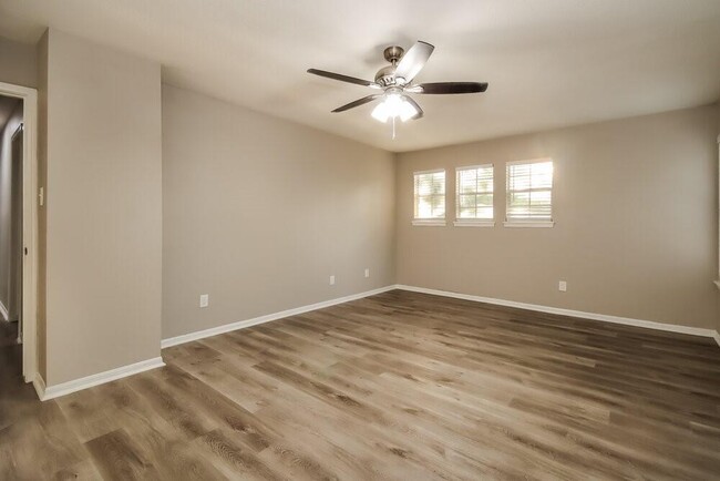Building Photo - 4207 Harrow Hill Ct