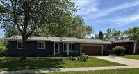 Building Photo - Beautiful 3-Bedroom 2.5 Bath Home In West ...
